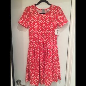 NWT Small LuLaRoe Amelia dress